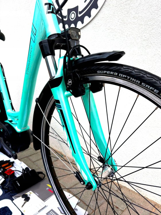 ab2c03e09a57e742dd3c5488116775c3.jpg