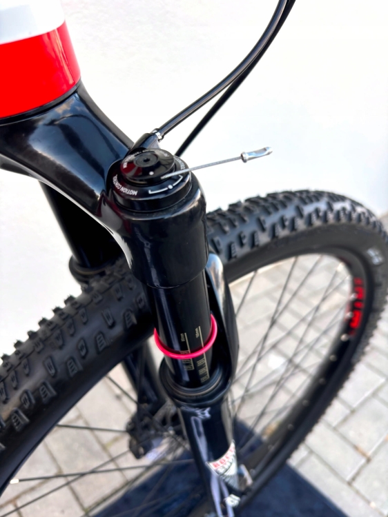 a44beba4b79842b3315bf835175cc392.jpg